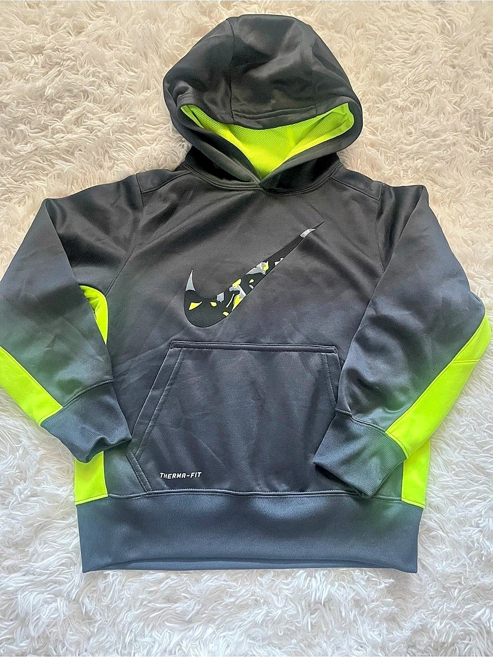 Nike Therma-FIT Camo Swoosh Hoodie Kids Black & Green